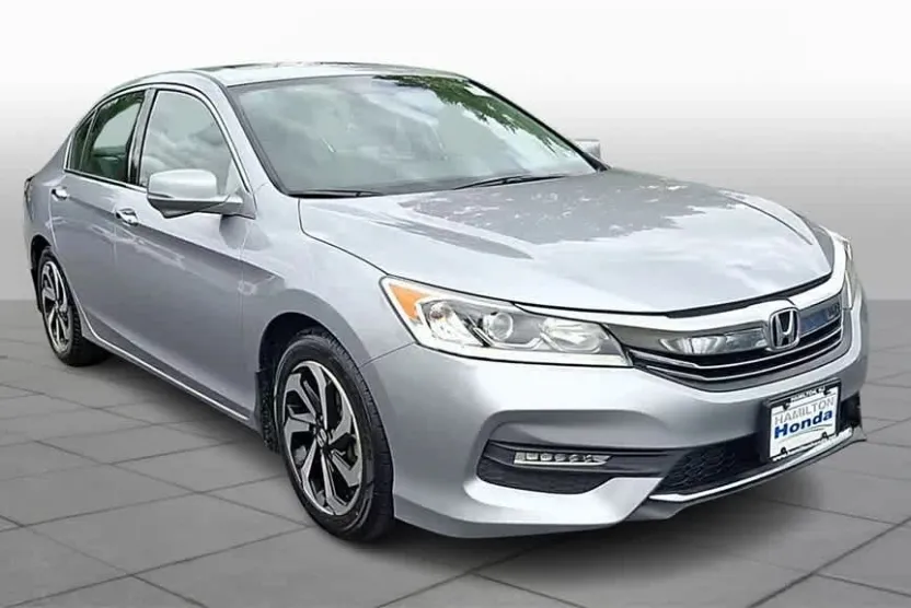 2017 Honda Accord EX-L V6 photo 1