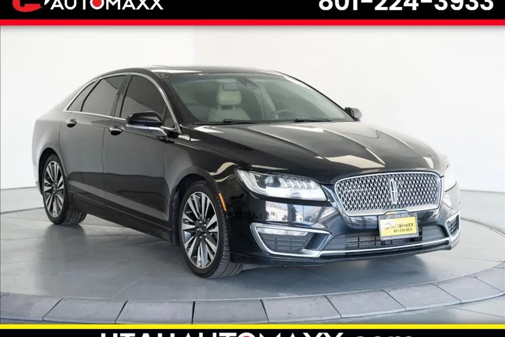 2017 Lincoln MKZ Reserve photo 1