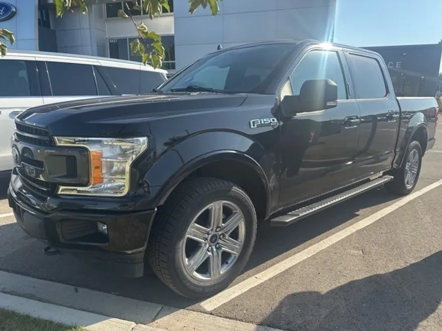 2019 Ford F-150 XLT photo 1