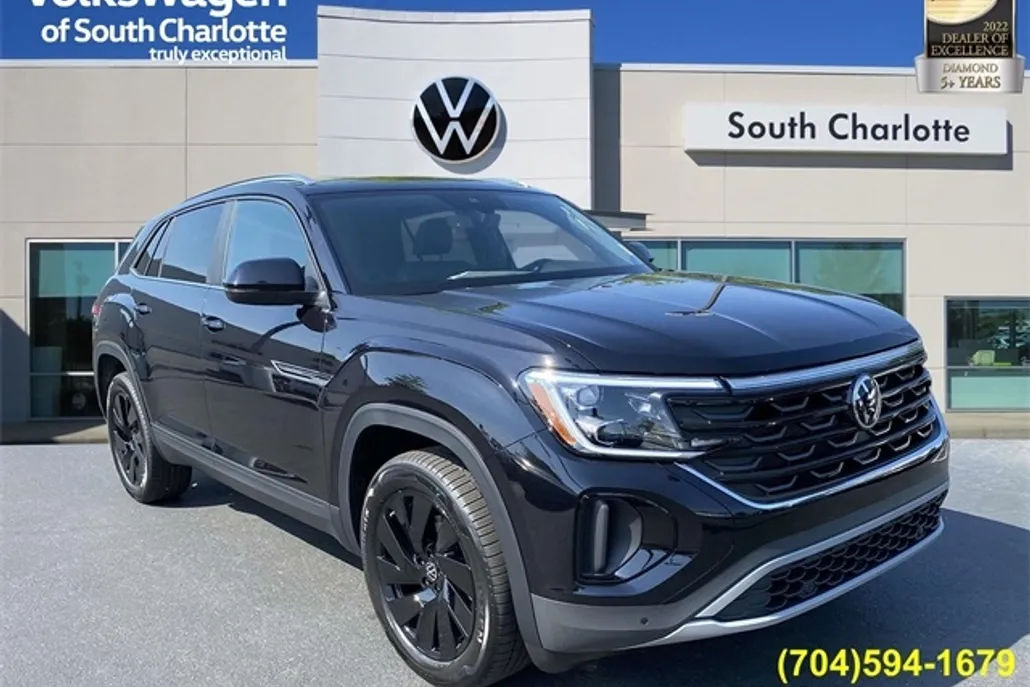 2025 Volkswagen Atlas Cross Sport SE Technology photo 1