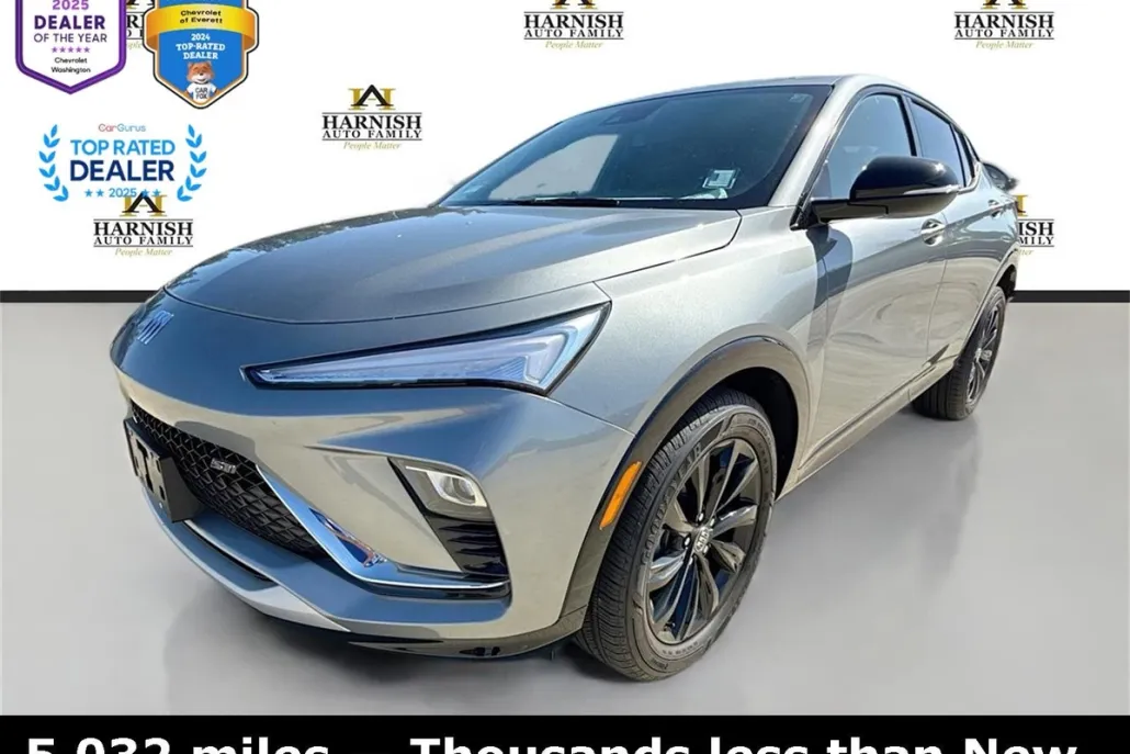 2024 Buick Envista ST photo 1