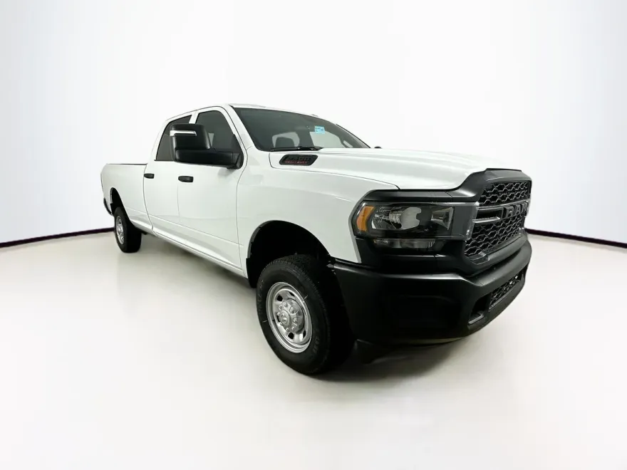 2024 Ram 2500 Tradesman photo 1
