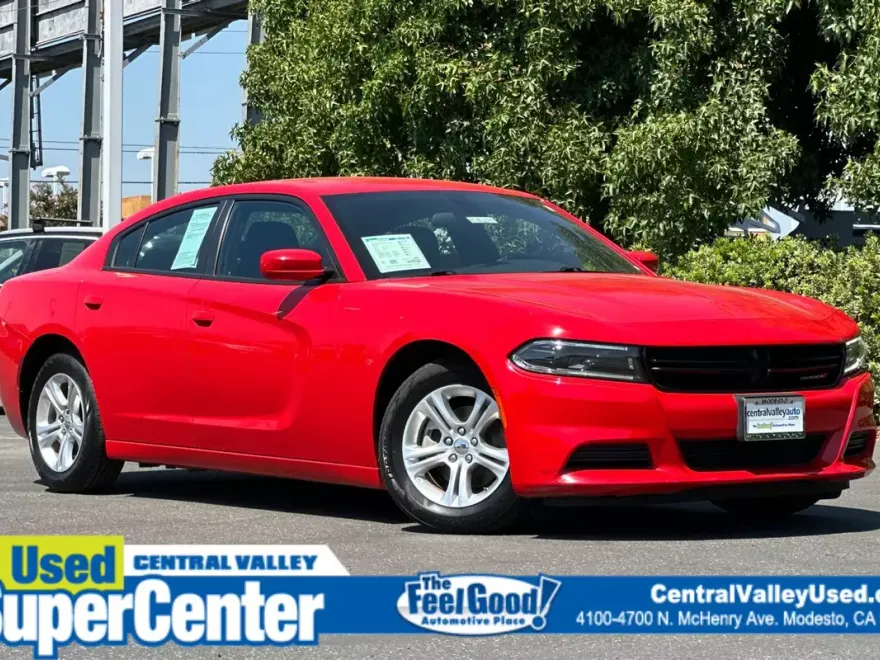 2022 Dodge Charger SXT photo 1