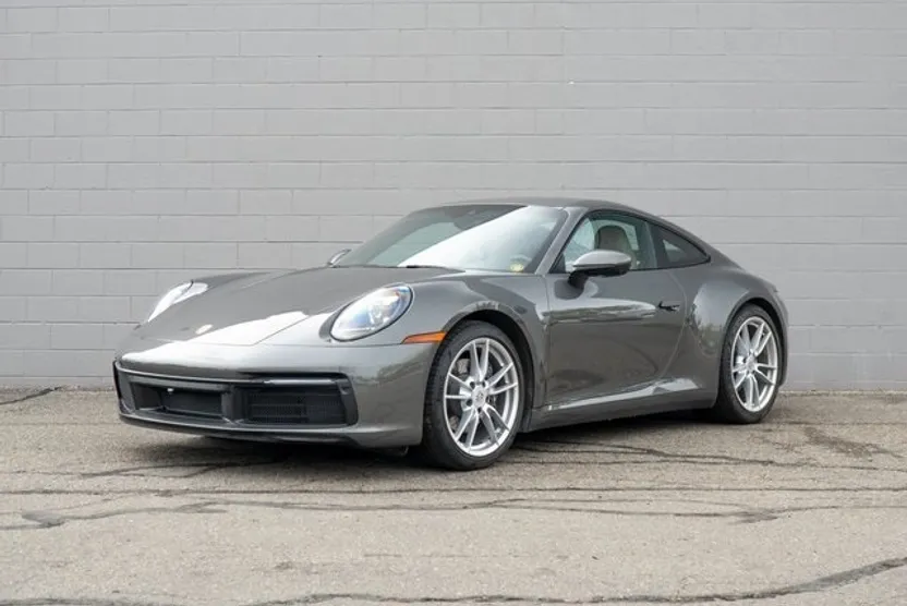 2024 Porsche 911 T 4 photo 1