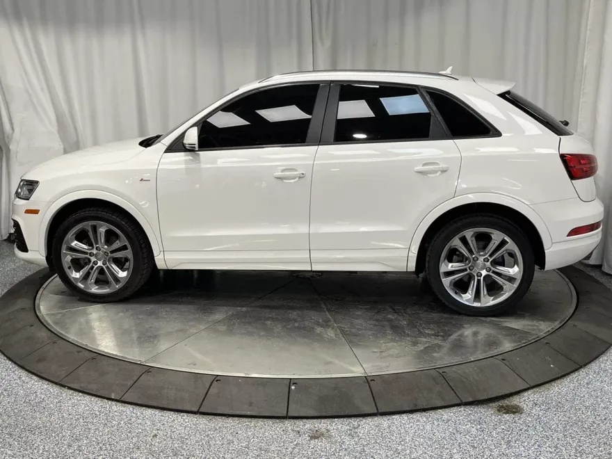 2018 Audi Q3 Premium photo 1