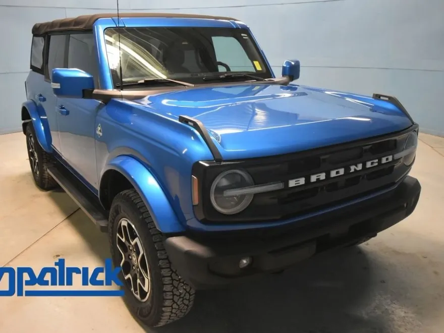 2021 Ford Bronco Outer Banks photo 1