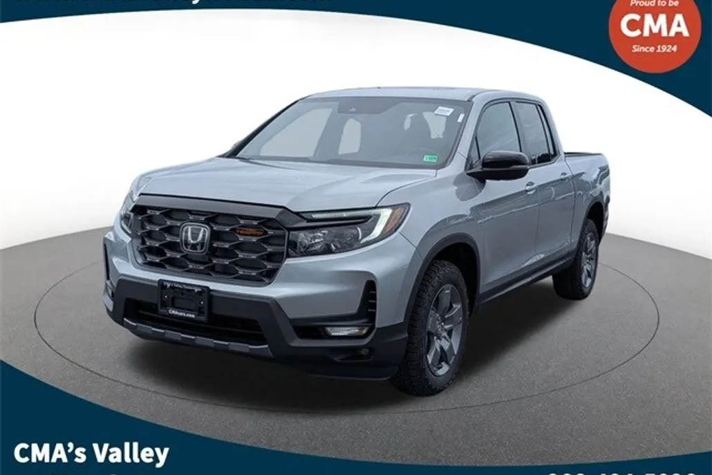 2025 Honda Ridgeline TrailSport photo 1