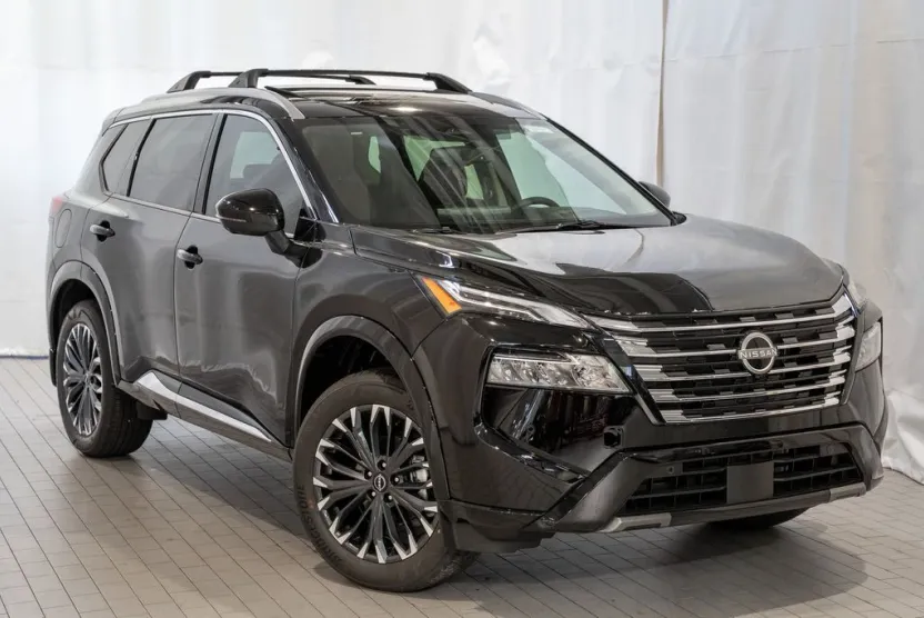 2026 Nissan Rogue Platinum photo 1
