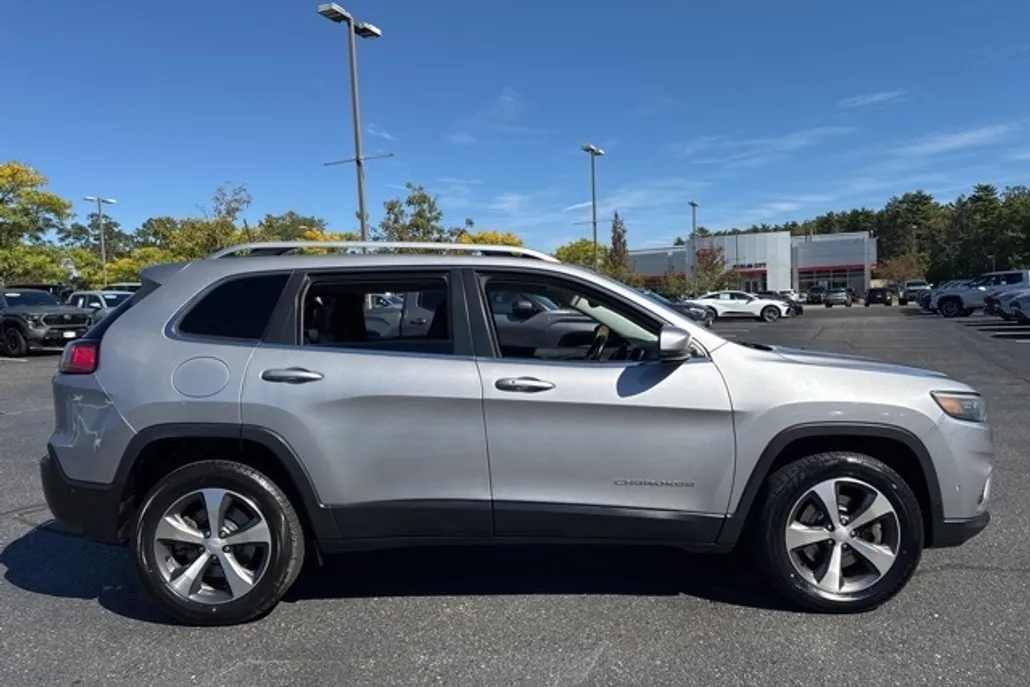 2021 Jeep Cherokee Limited photo 1