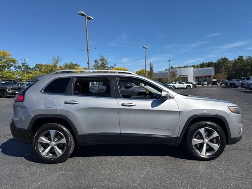 2021 Jeep Cherokee Limited photo 1