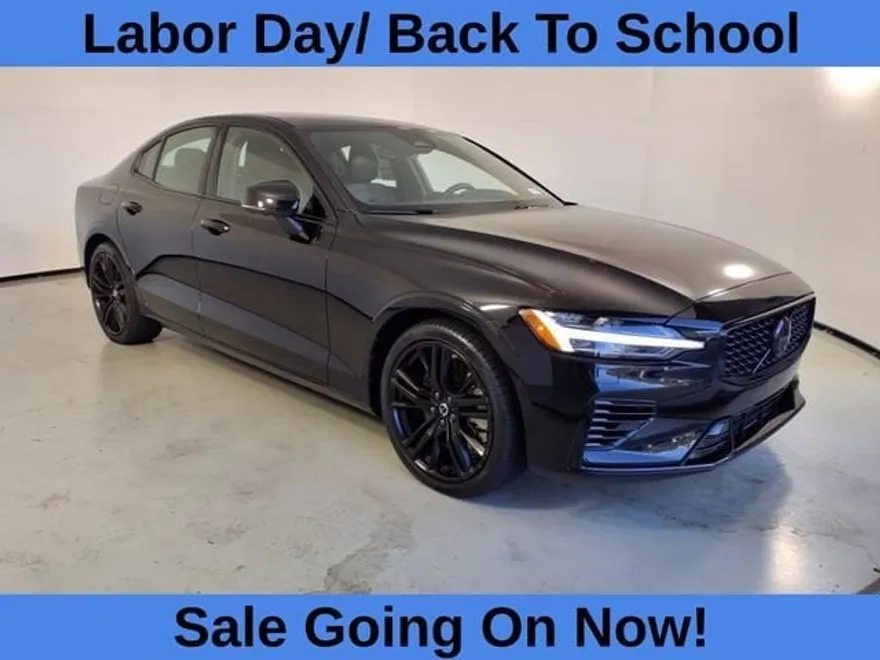 2024 Volvo S60 Recharge Ultimate Black Edition photo 1