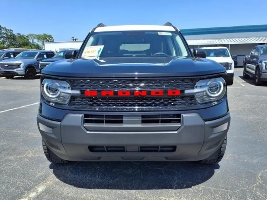 2025 Ford Bronco Sport Heritage photo 1