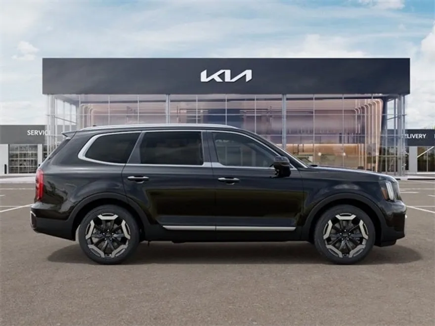 2025 Kia Telluride S photo 7