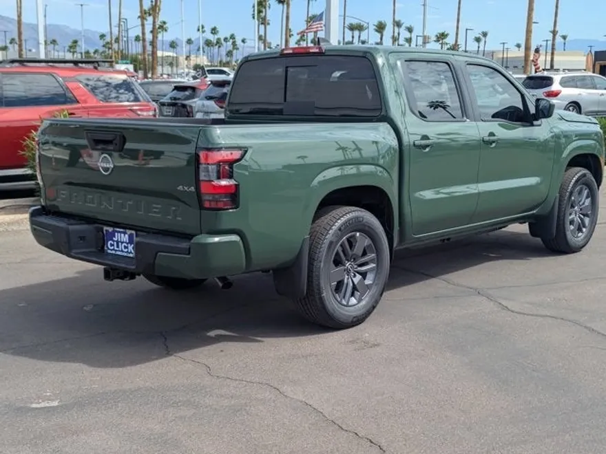 2026 Nissan Frontier Crew Cab SV photo 1
