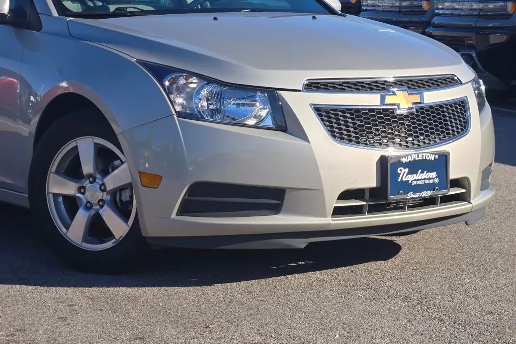 2014 Chevrolet Cruze photo 1