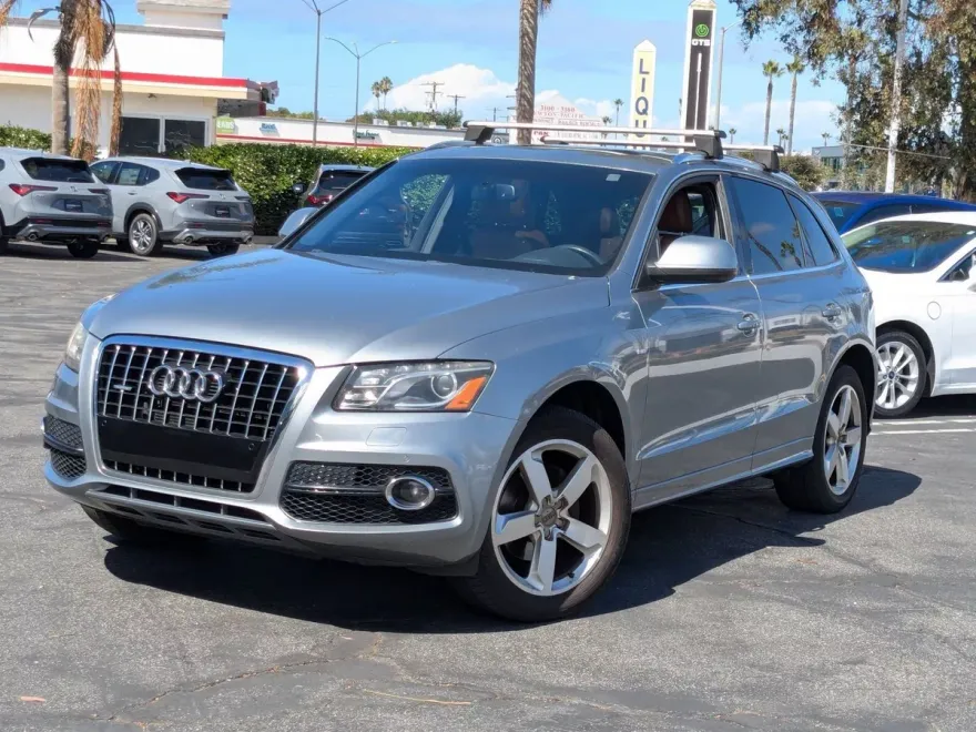 2011 Audi Q5 Premium Plus photo 1