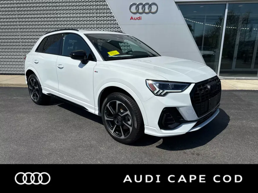 2025 Audi Q3 S line Premium Plus photo 1