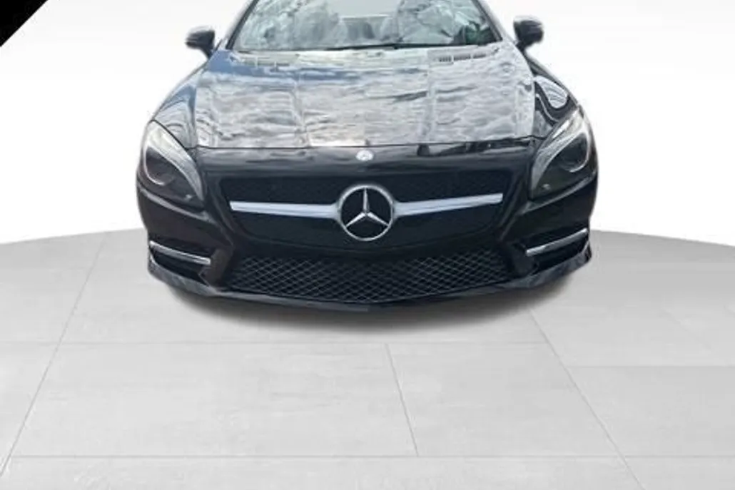 2015 Mercedes Benz SL 550 photo 1