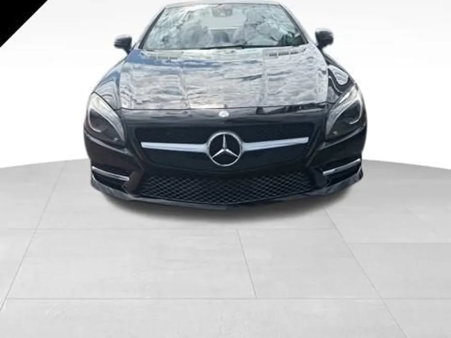 2015 Mercedes Benz SL 550 photo 1