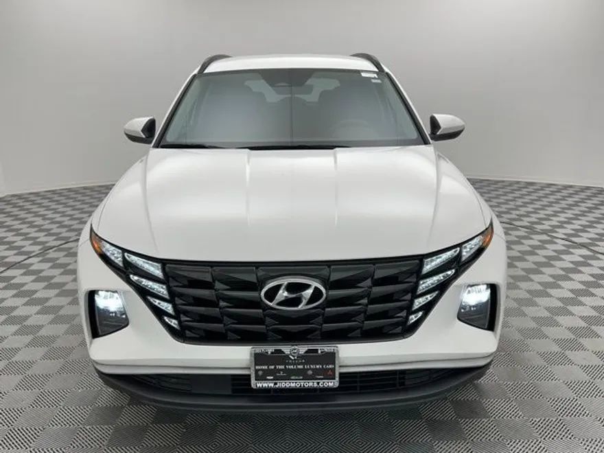 2024 Hyundai Tucson SEL photo 1