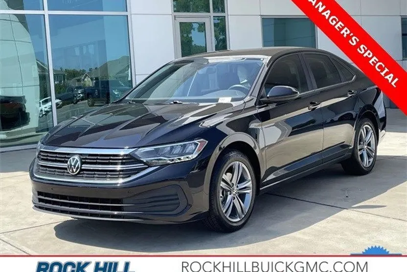 2024 Volkswagen Jetta SE photo 1