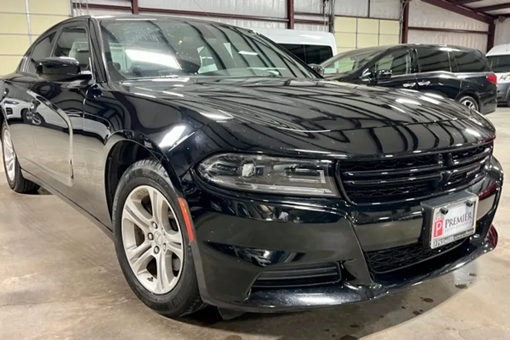 2023 Dodge Charger SXT photo 1