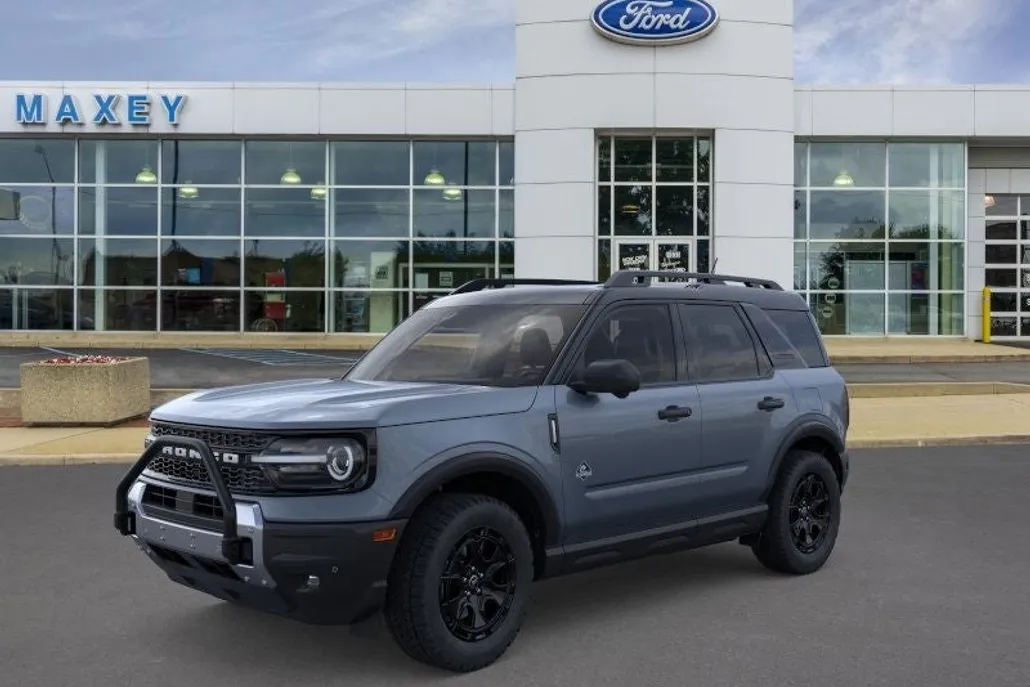 2025 Ford Bronco Sport Outer Banks photo 1