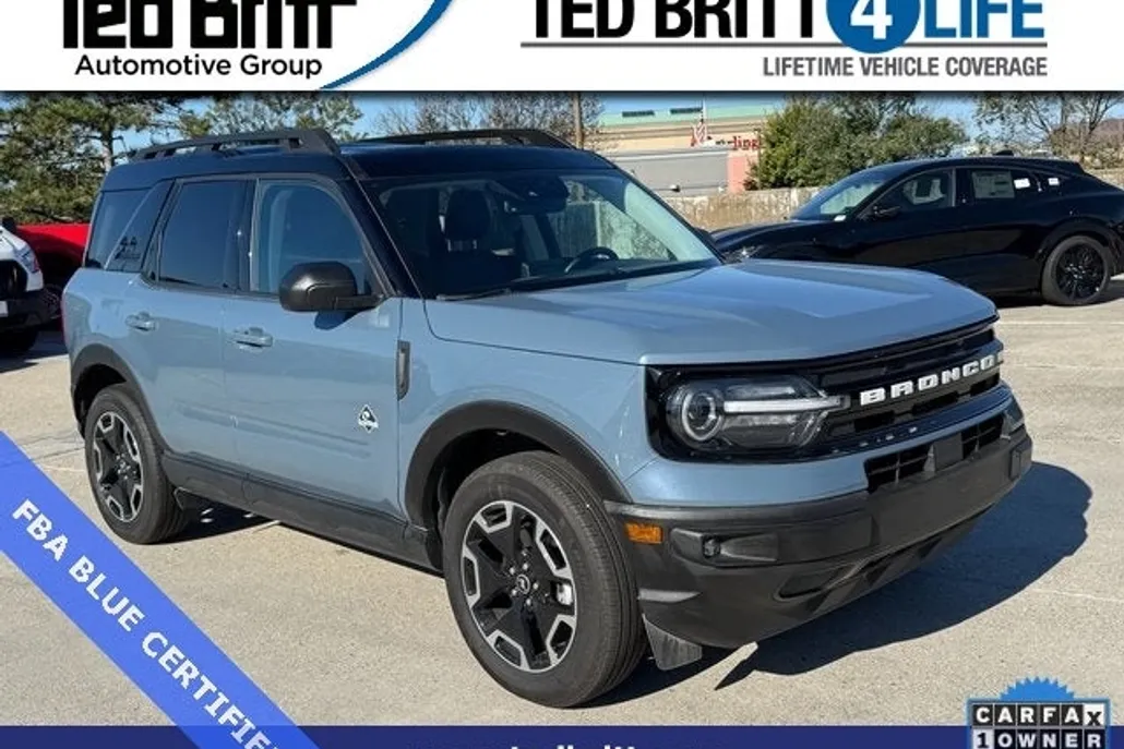 2024 Ford Bronco Sport Outer Banks photo 1