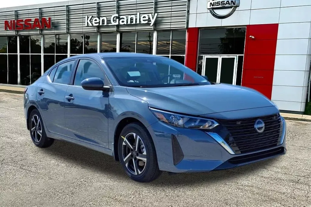 2025 Nissan Sentra SV photo 1