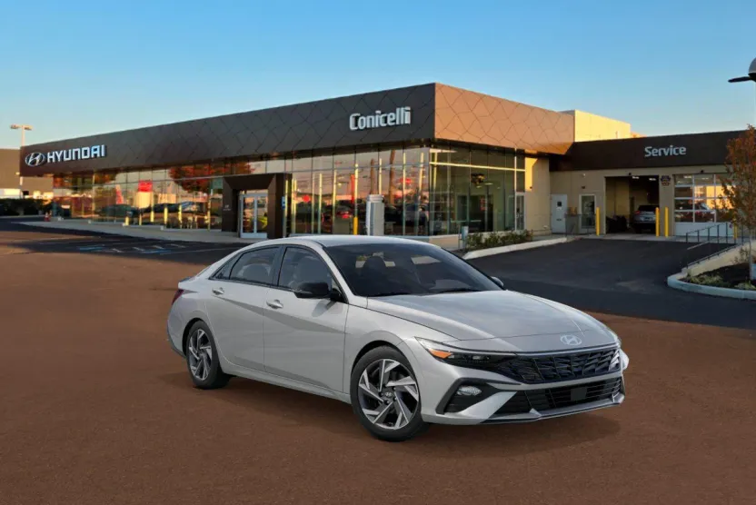 2025 Hyundai Elantra SEL Sport photo 1