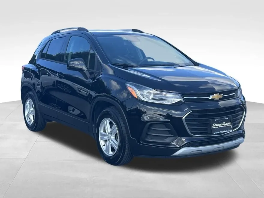 2021 Chevrolet Trax LT photo 1