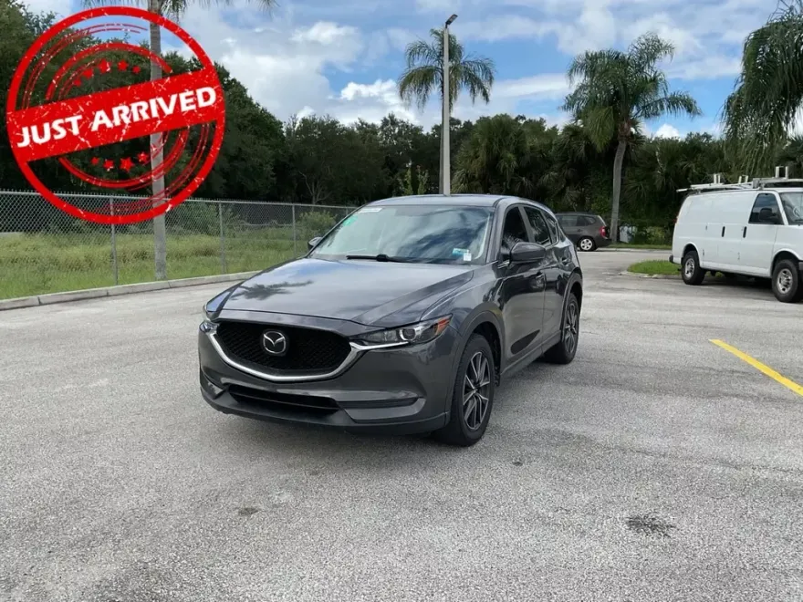 2018 Mazda CX-5 Touring photo 1