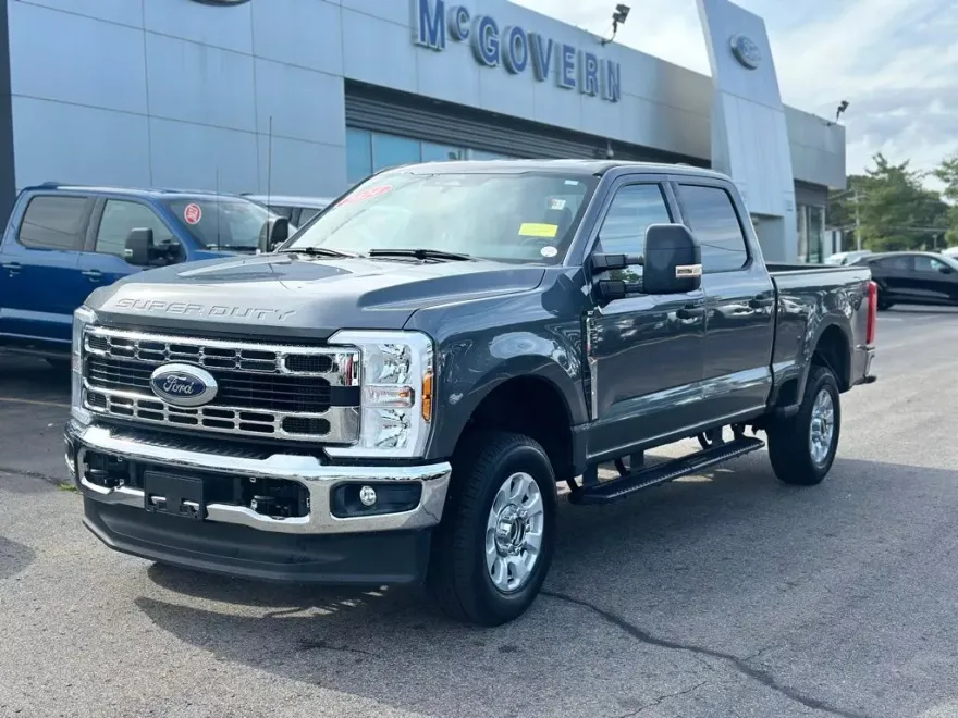 2024 Ford F-250 photo 1