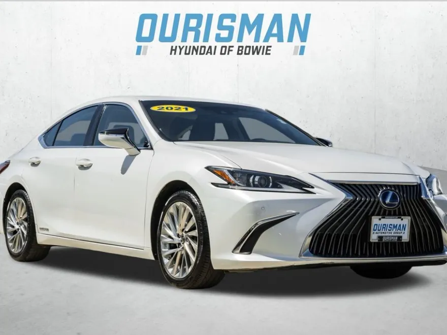 2021 Lexus ES 300h Luxury photo 1