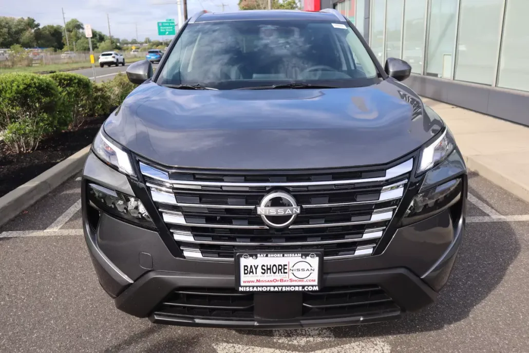 2026 Nissan Rogue SV photo 1