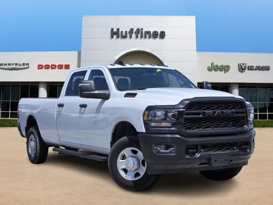 2023 Ram 3500 Tradesman photo 1