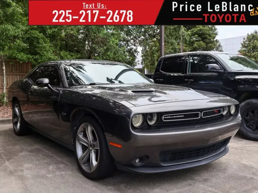 2015 Dodge Challenger R/T photo 1