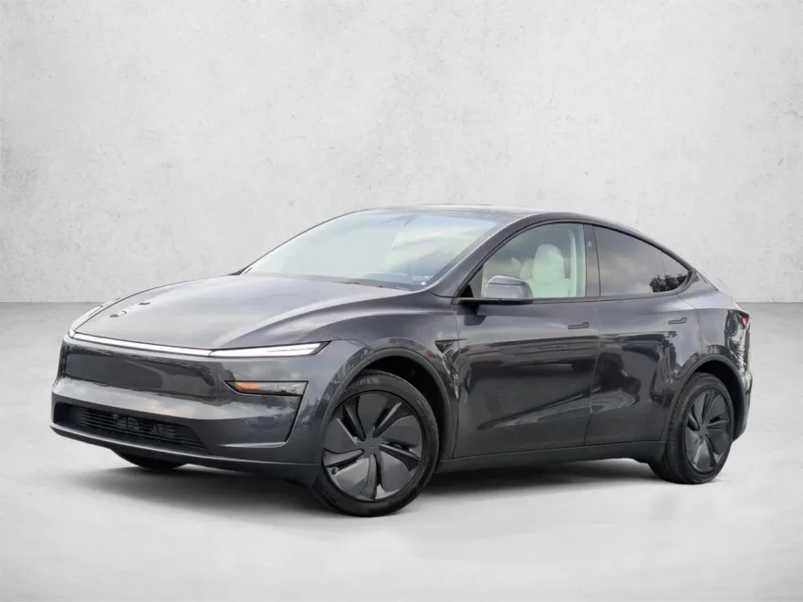 2026 Tesla Model Y Long Range photo 1
