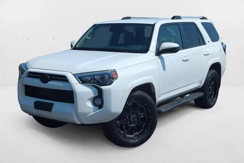2020 Toyota 4Runner SR5 photo 1