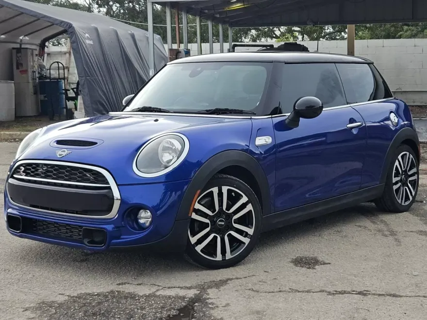 2019 Mini Cooper 2 Door Hardtop S photo 1