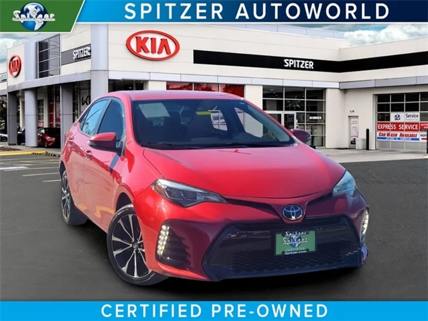 2018 Toyota Corolla SE photo 1