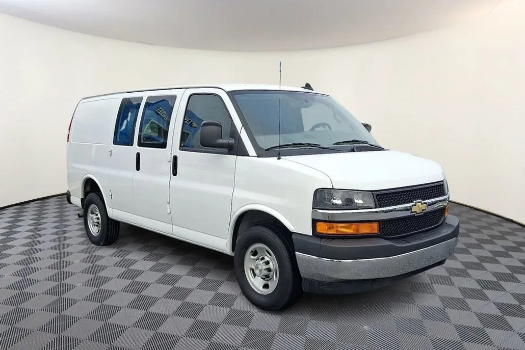 2023 Chevrolet Express 2500 Work Van Cargo photo 1