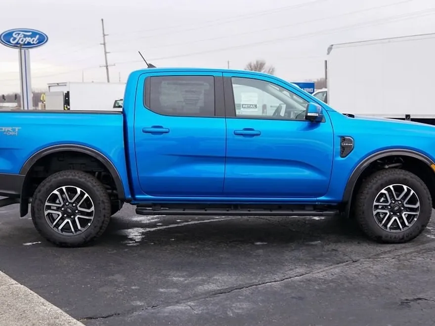2024 Ford Ranger Lariat photo 1