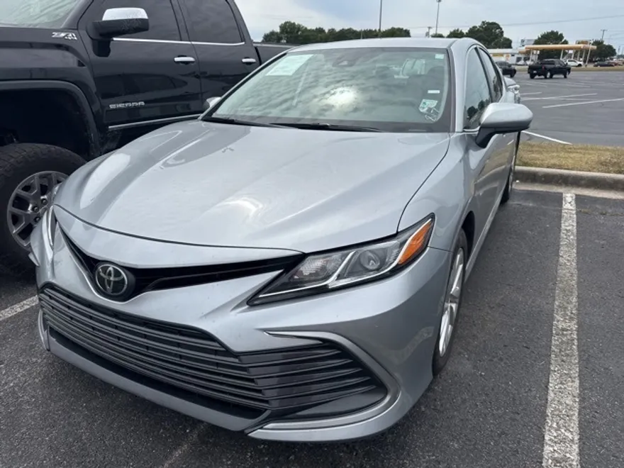 2024 Toyota Camry LE photo 1