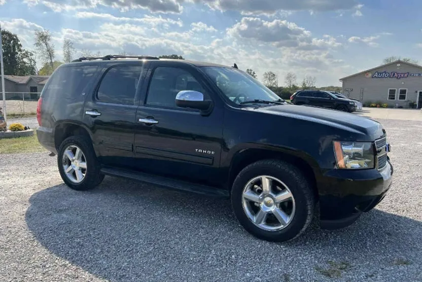 2013 Chevrolet Tahoe LT photo 1
