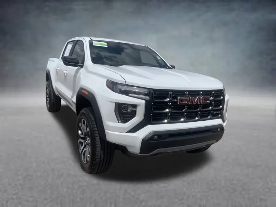 2024 Gmc Canyon AT4 photo 1