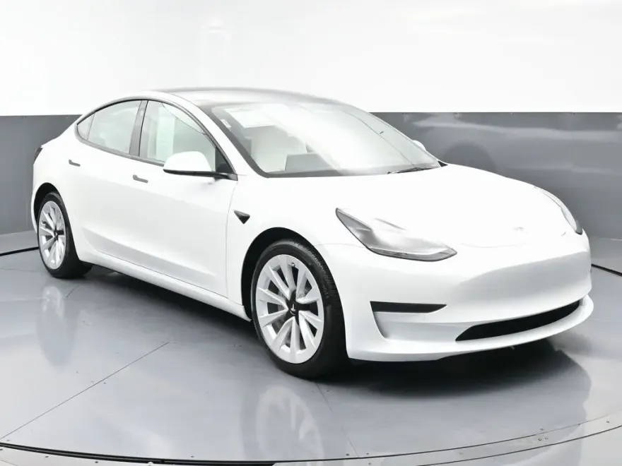 2022 Tesla Model 3 photo 1