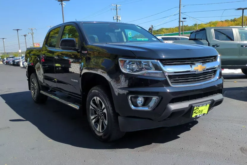 2018 Chevrolet Colorado LT photo 1