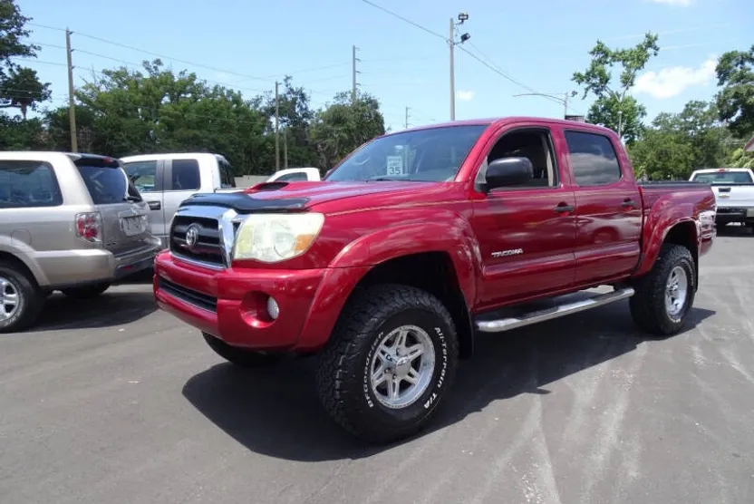 2006 Toyota Tacoma PreRunner V6 photo 1