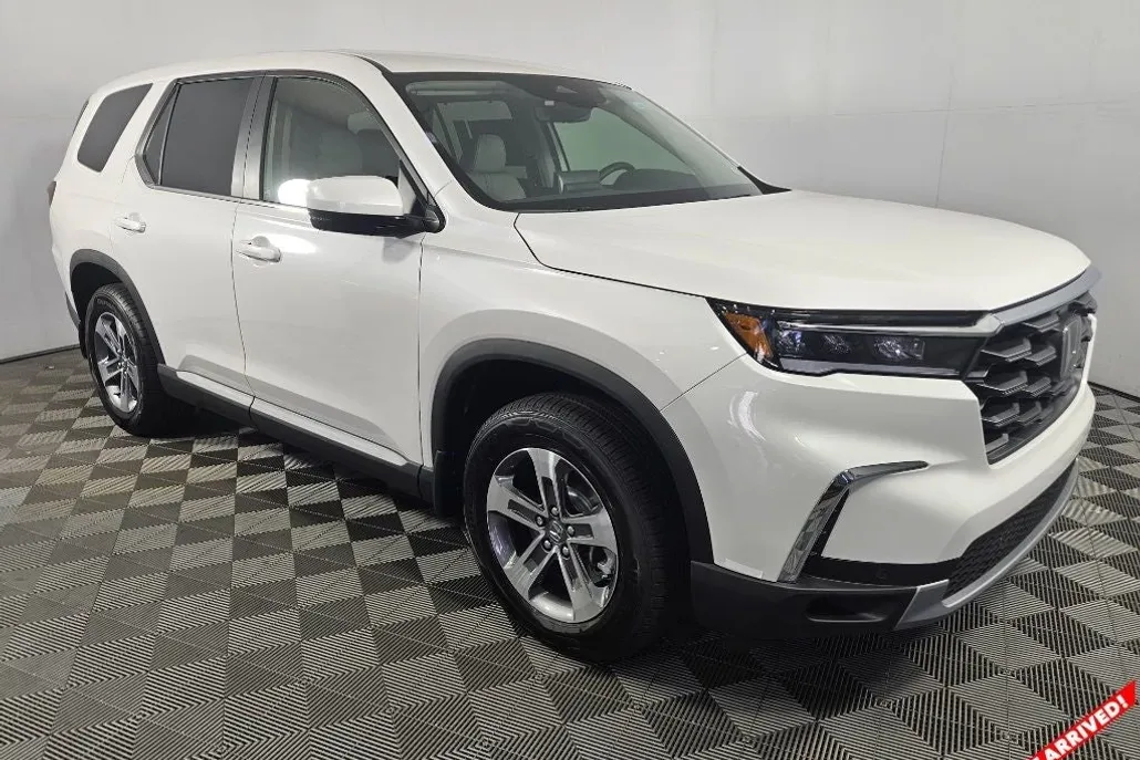 2025 Honda Pilot EX-L photo 1